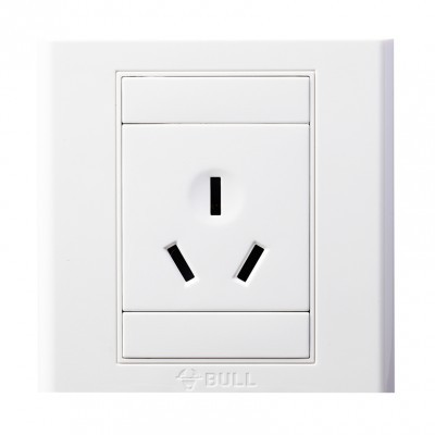 公牛 G05Z104 白色 16A 1位3孔 明装插座